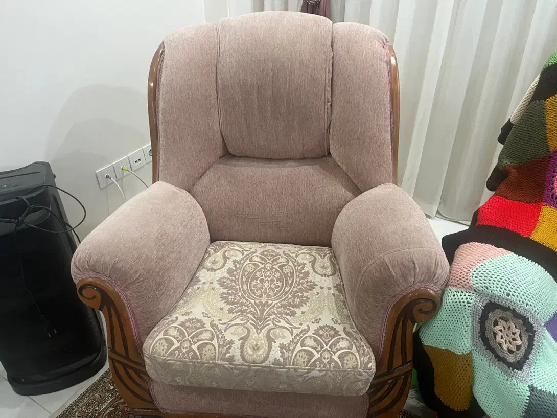 مبل ۷نفره چوب نه چوب بی خودی الان|مبلمان خانگی و میز عسلی|تهران, خاوران|دیوار