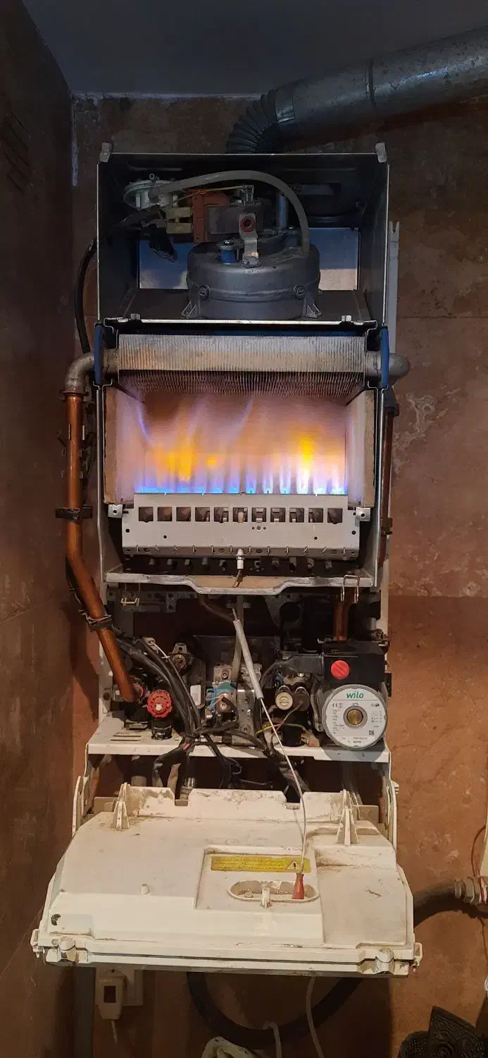 تعویض قطعات انواع پکیج دیواری، تعمیرات در کل تهران|آبگرمکن، پکیج، شوفاژ|تهران, صادقیه|دیوار