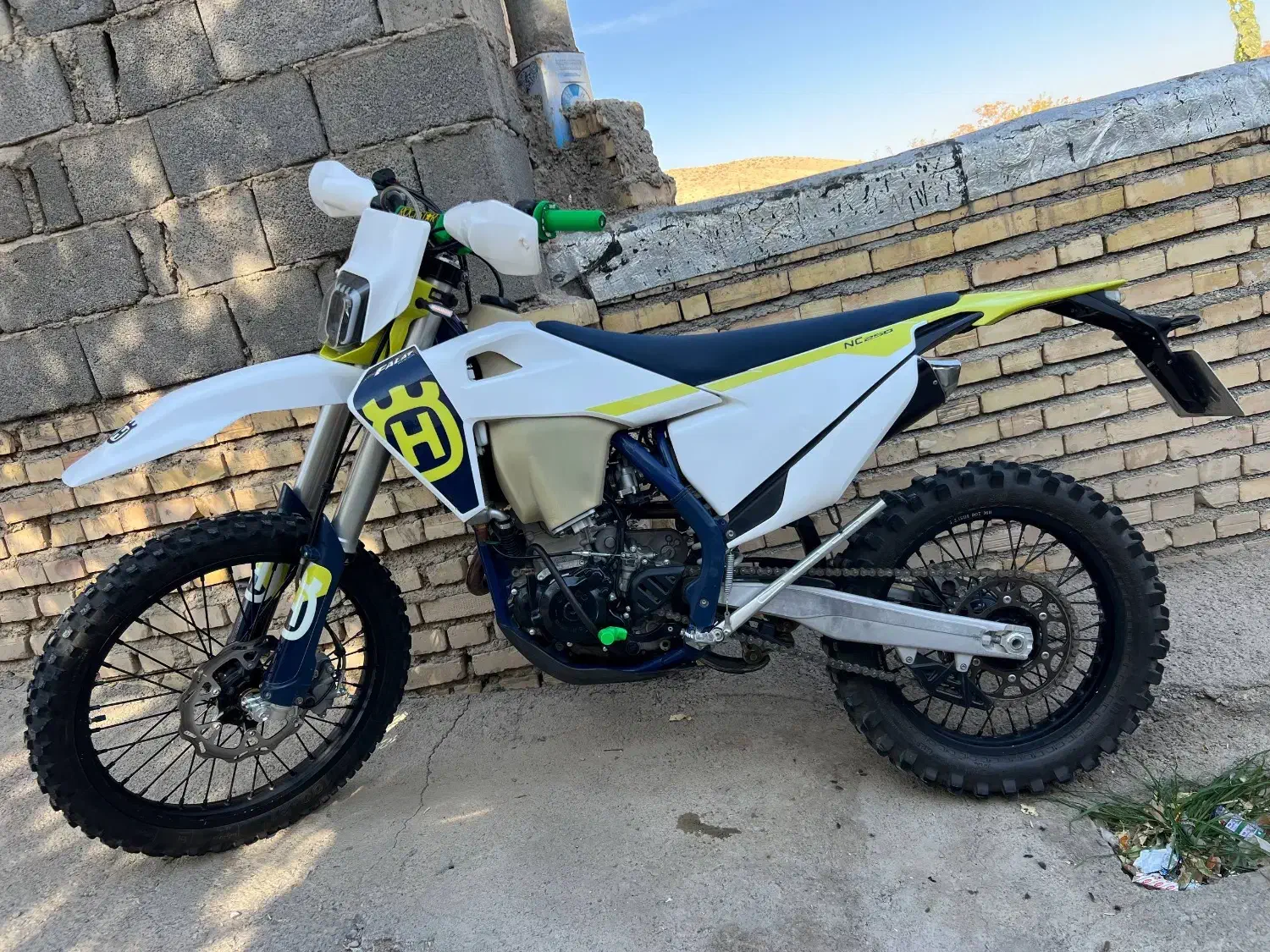 فلات هاسکی250|موتورسیکلت|تربت جام, جامرود|دیوار