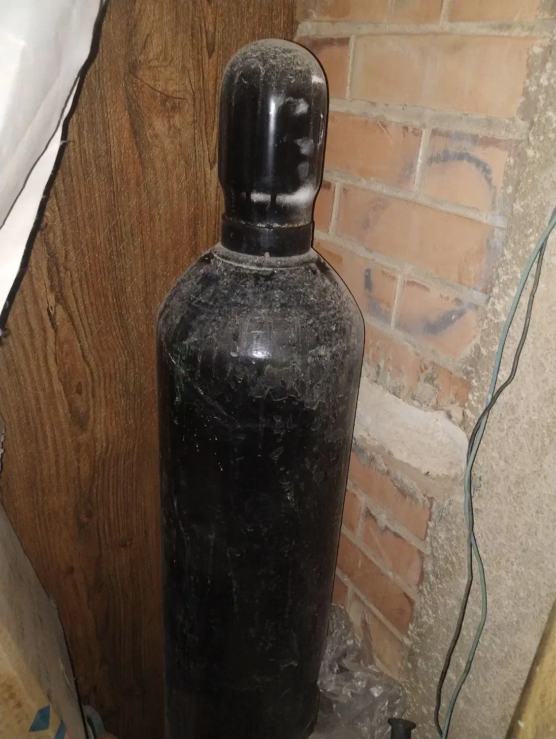 کپسول هوا|ابزارآلات|کبودرآهنگ, |دیوار