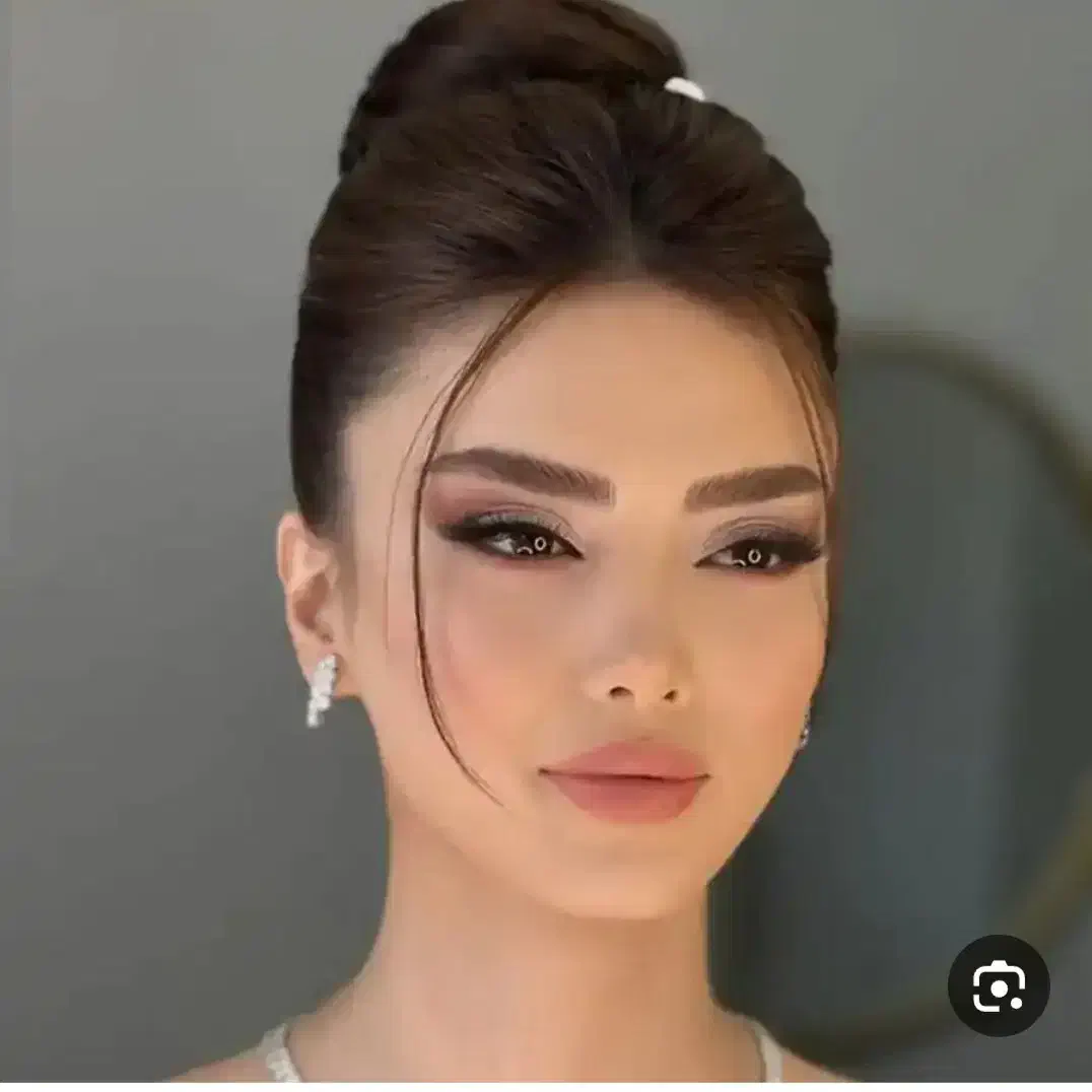 میکاپ و شینیون همراهی و عروس|خدمات آرایشگری و زیبایی|سبزوار, سیادتی|دیوار