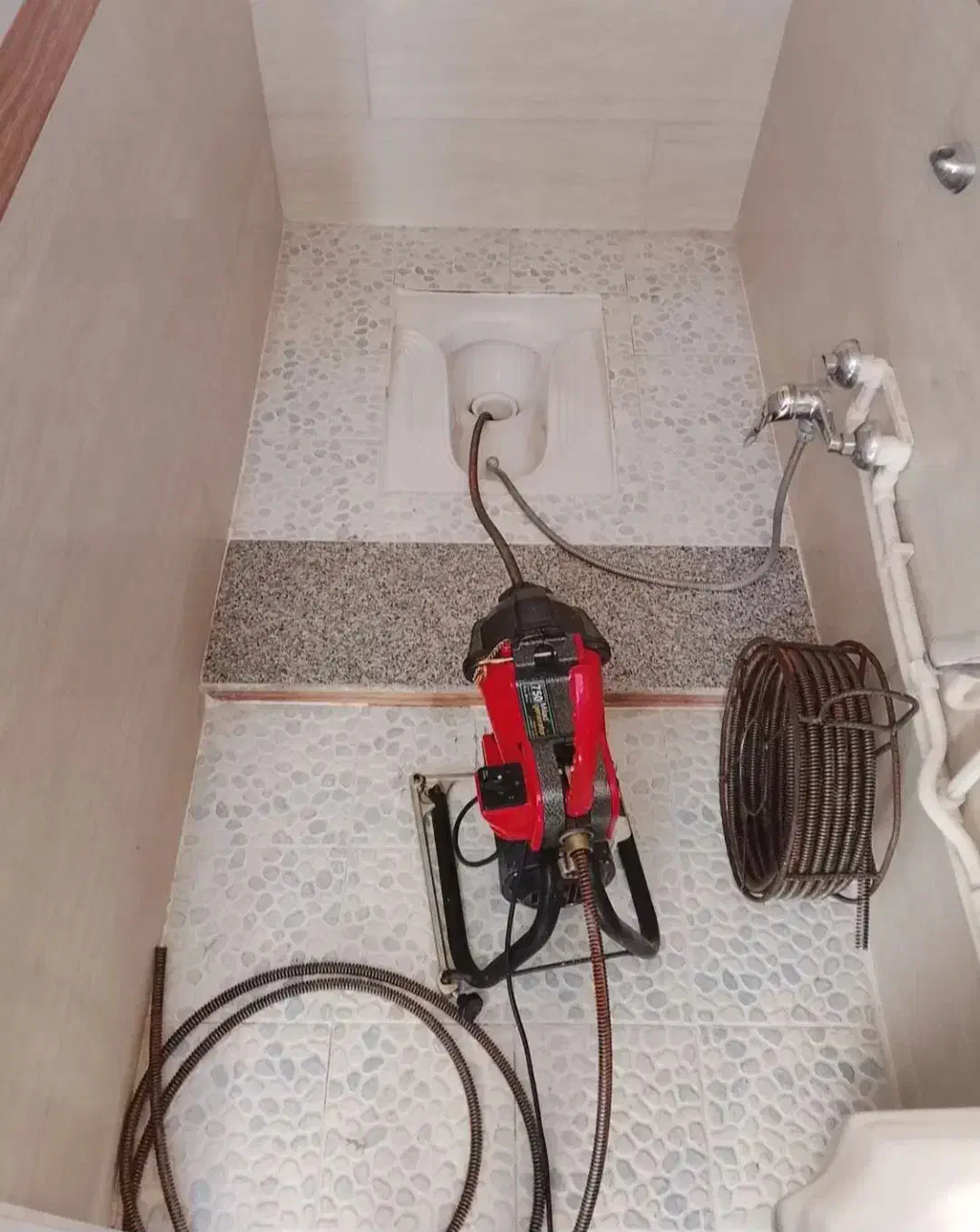 لوله باز کنی و فنرزنی شبانه روزی|خدمات پیشه و مهارت|کرمان, |دیوار