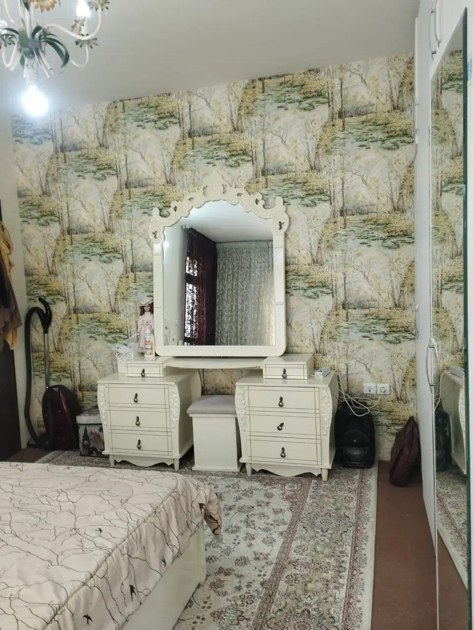 سرویس خواب|تخت و سرویس خواب|گلبهار, شهر جدید گلبهار|دیوار