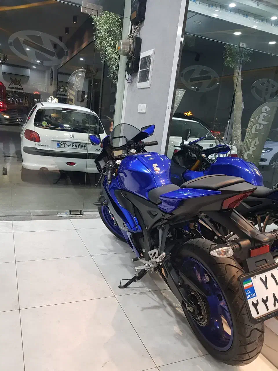 R15 yamaha|موتورسیکلت|شیراز, شهرک سراج‎|دیوار