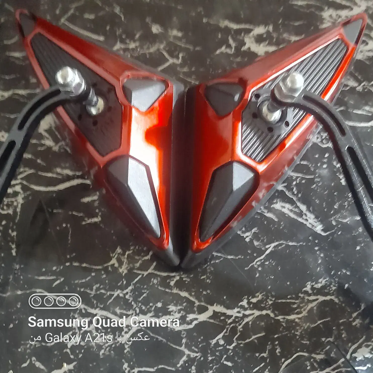 اینه خفاشی|آینه|همدان, |دیوار