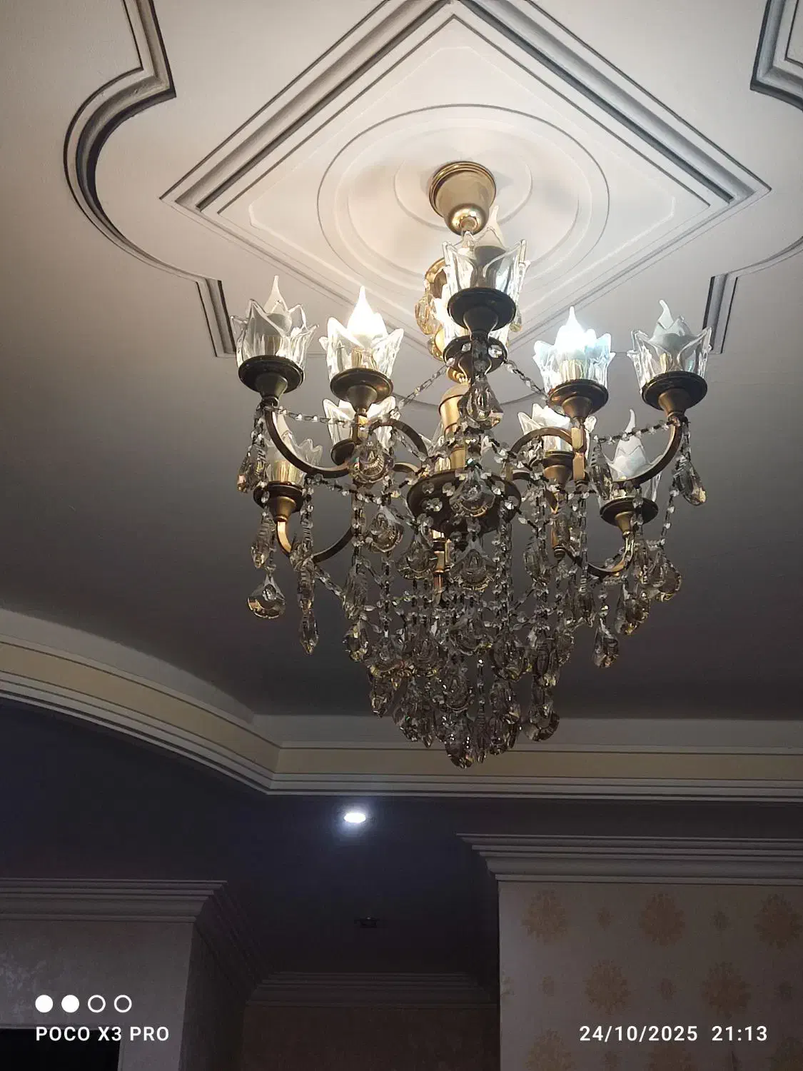 یک جفت لوستر شش شاخه|لوستر و چراغ آویز|تهران, مسعودیه|دیوار