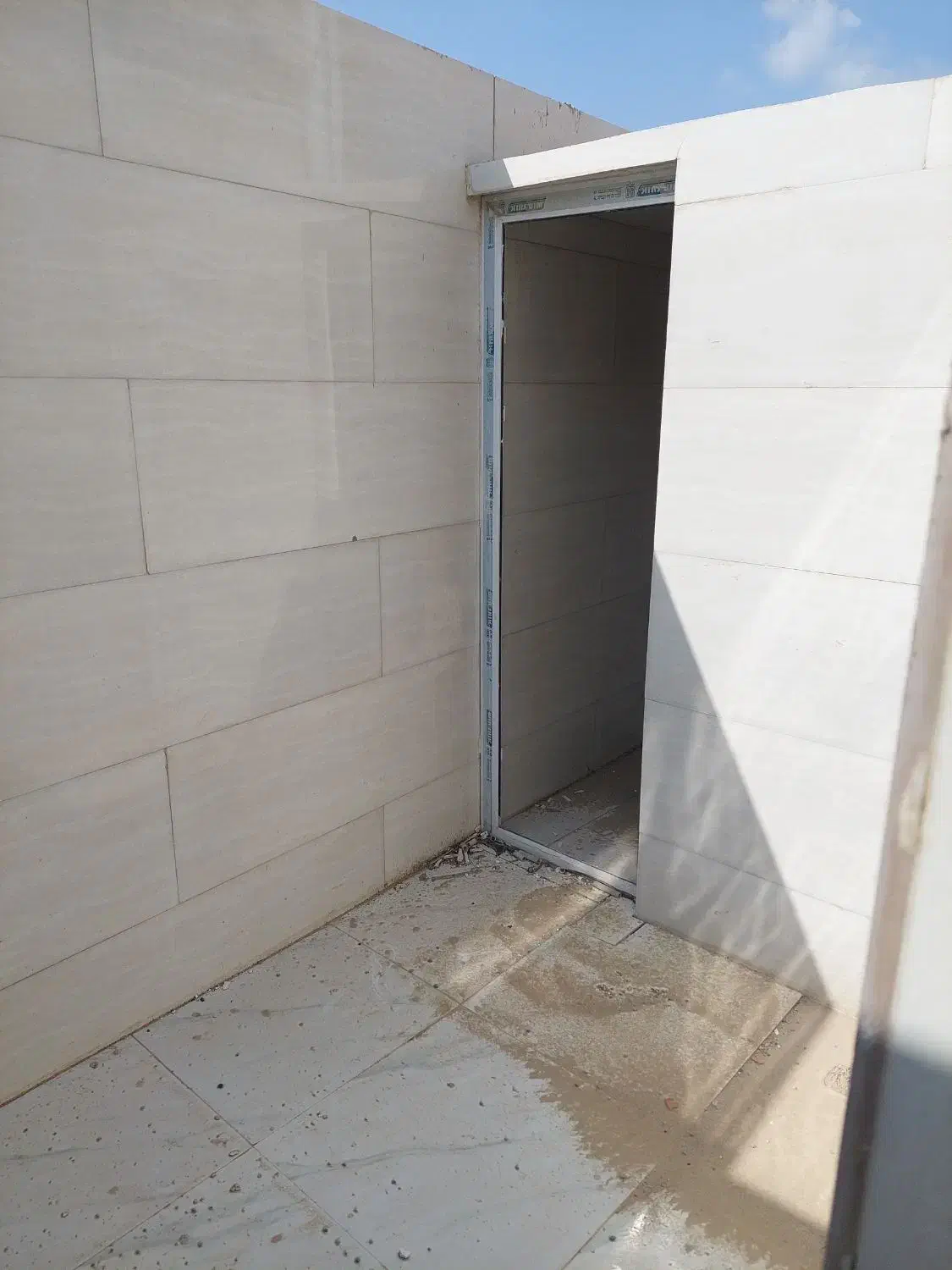 مغازه تجاری بر اصلی جاده خاندوز|فروش مغازه و غرفه|آزادشهر, |دیوار