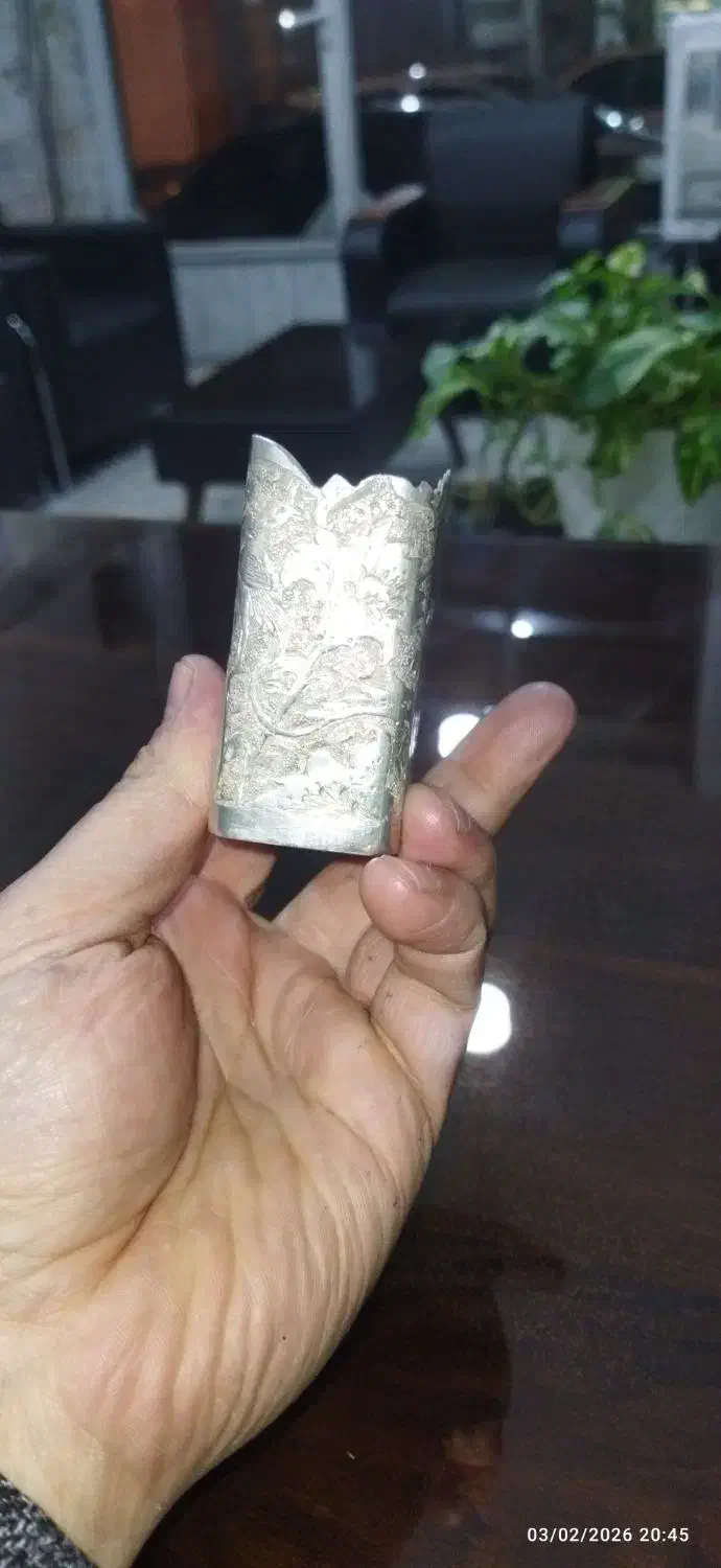 جا سیگاری نقره|کلکسیون اشیاء عتیقه|قدس, شهر‌قدس|دیوار