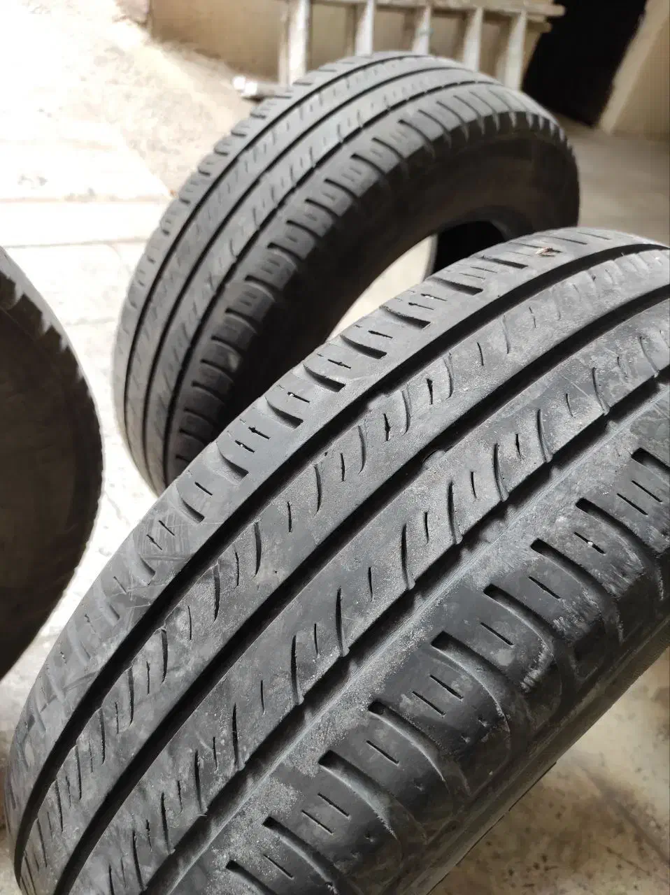 لاستیک بارز|قطعات یدکی و لوازم جانبی|رباط‌کریم, مسکن مهر آبشناسان|دیوار