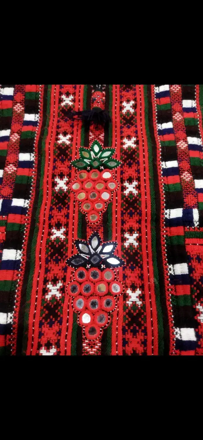 زی استینگ|لباس|سراوان, |دیوار