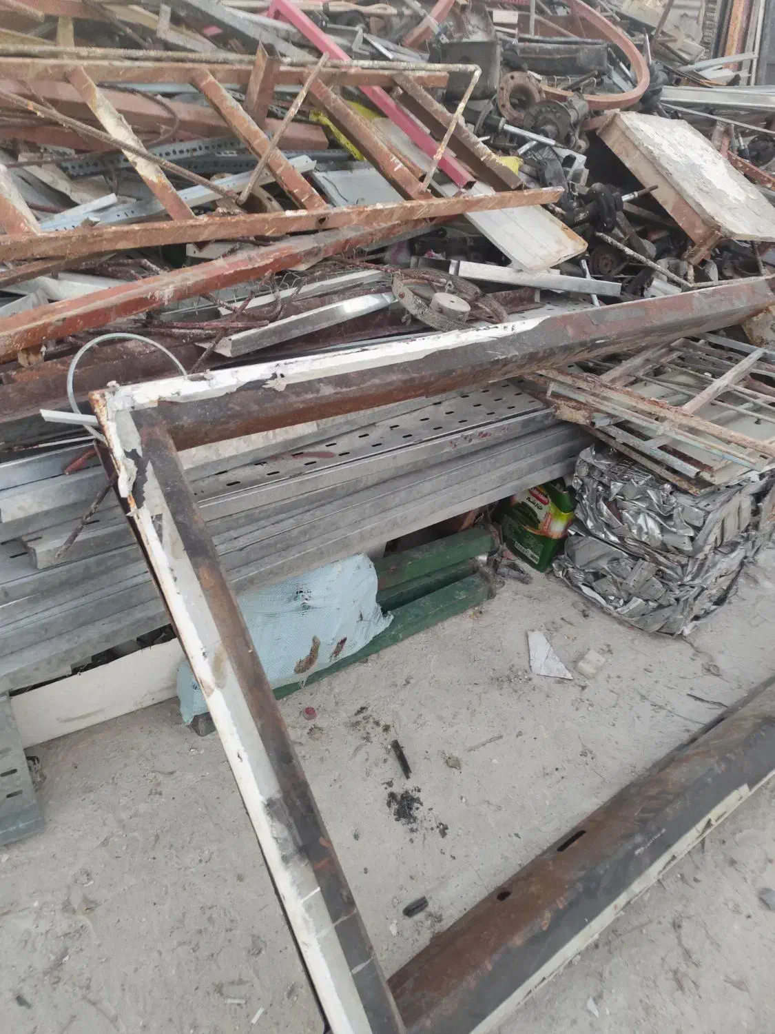 خرید انواع ضایعات فلزی|خدمات پیشه و مهارت|کیش, |دیوار