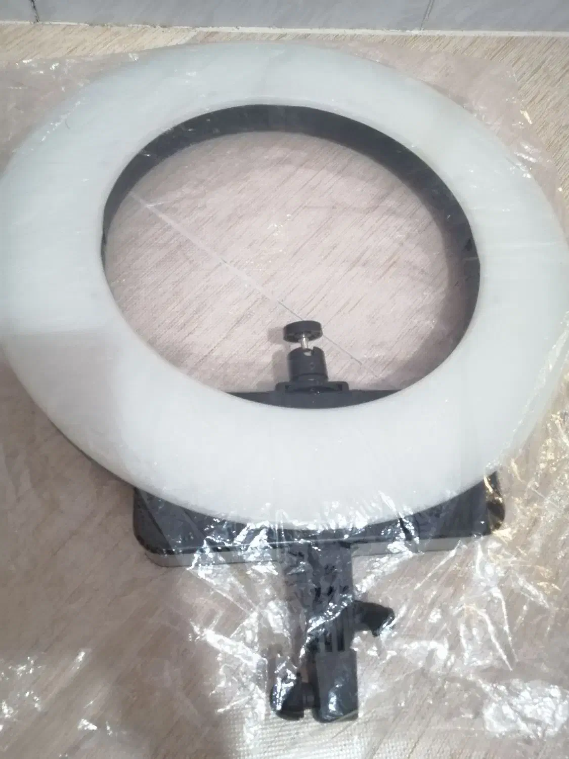 رینگ لایت آینه دار پروفشنال بهمراه پایه پروفشنال|دوربین عکاسی و فیلمبرداری|سبزوار, کاشفی شمالی (دادگستری)|دیوار