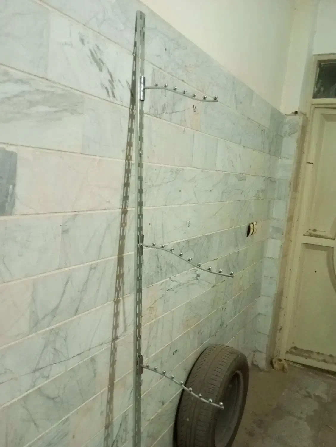 جا لباسی و میز ویترین مناسب لباس فروشی|فروشگاه و مغازه|تربت‌حیدریه, ترمینال|دیوار