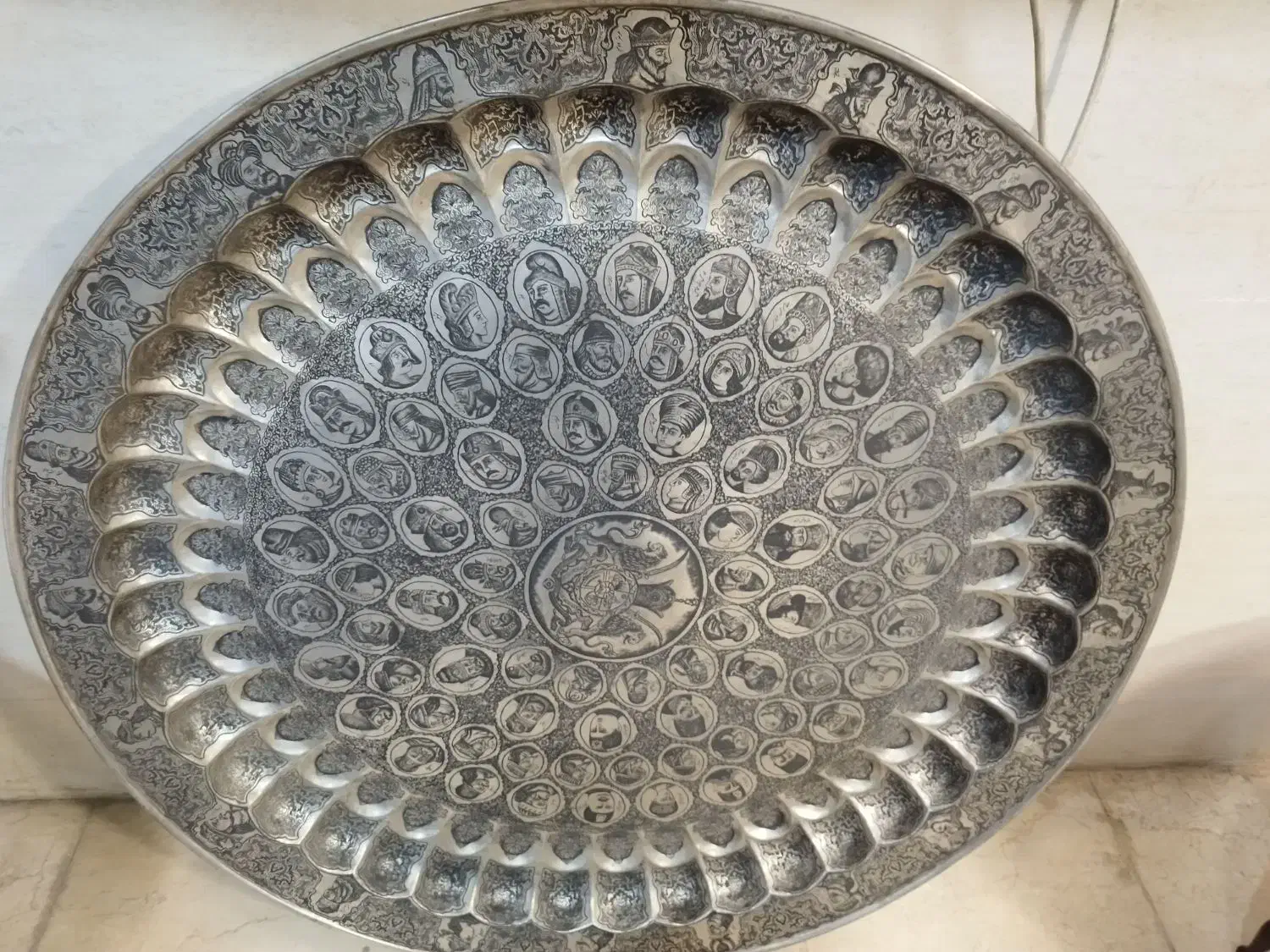 سینی غول پیکر تمام قلم بی نظیر|کلکسیون اشیاء عتیقه|شهریار, شهریار|دیوار