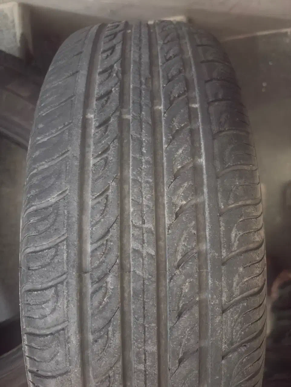 لاستیک|قطعات یدکی و لوازم جانبی|کاشان, فاز ۲ ناجی آباد|دیوار