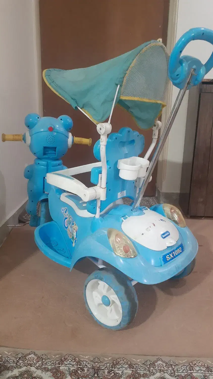 سه چرخه زیبا برای یک تا چهار ساله|کالسکه و لوازم جانبی|اراک, |دیوار