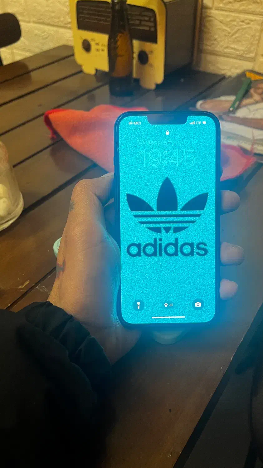 ایفون 13نرمال|موبایل|کرج, ساسانی (قلمستان)|دیوار