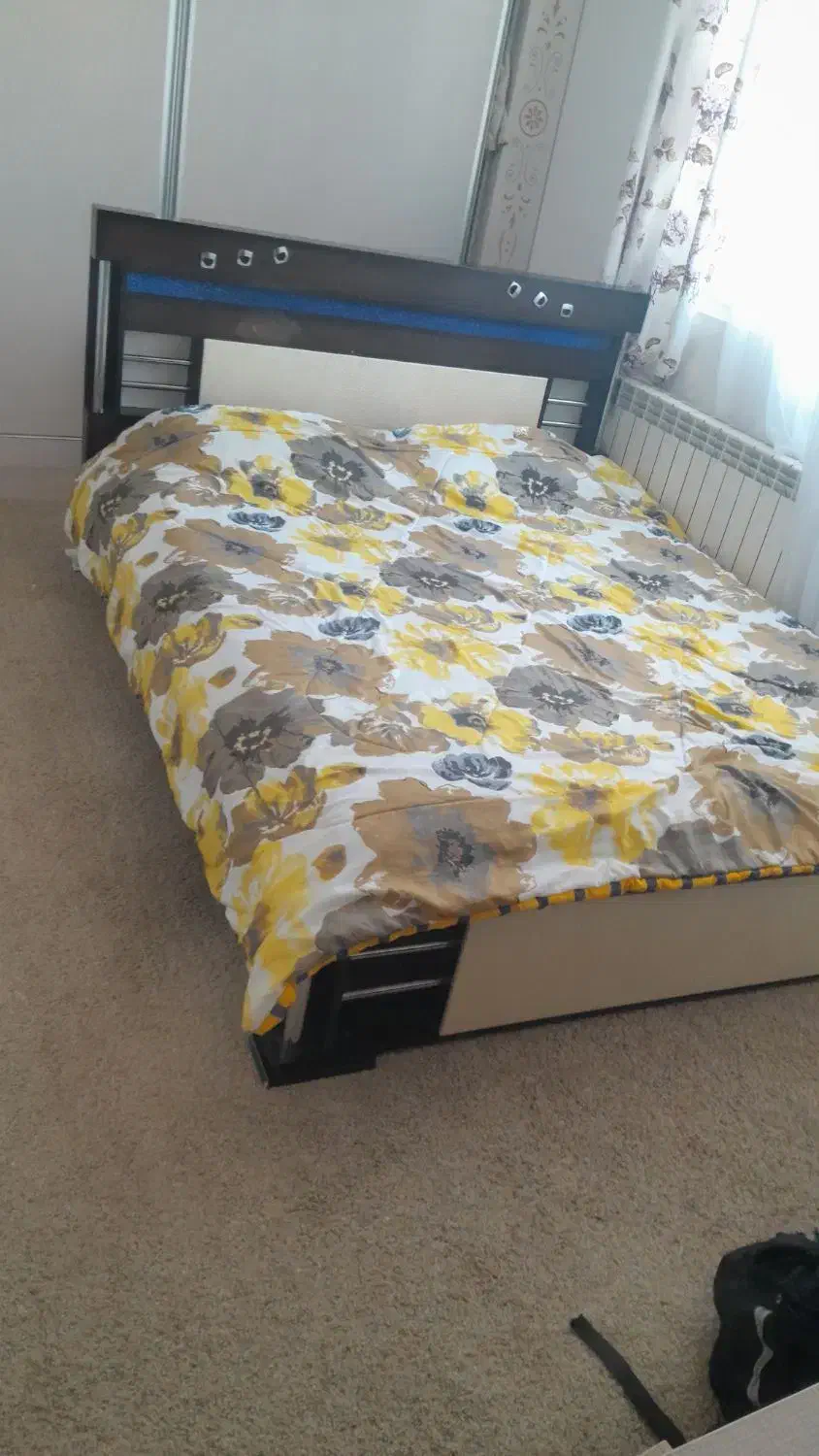 فروش تخت خواب دو نفره همراه تشک|تشک تختخواب|مریوان, |دیوار