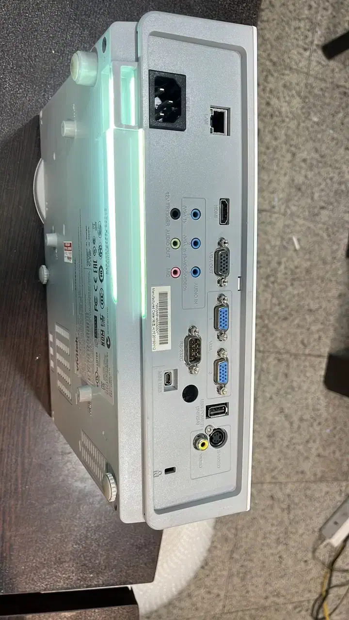 فروش|تلویزیون و پروژکتور|اصفهان, قلعه طبره|دیوار