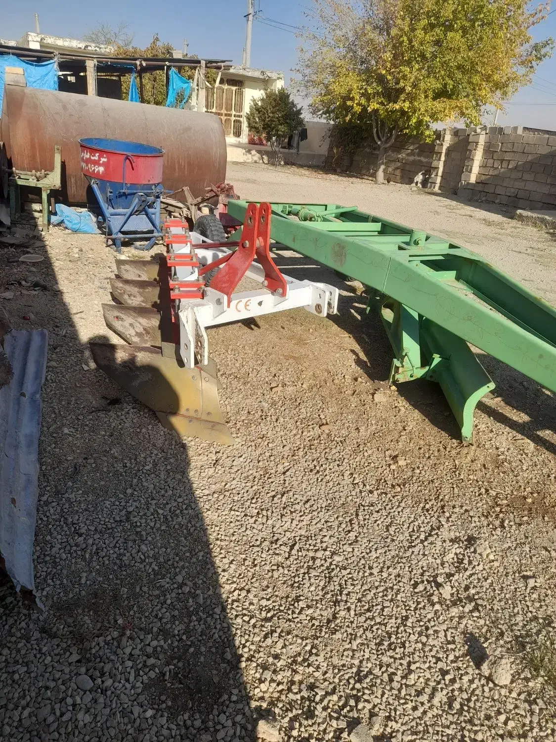 گاوچهارخیش ولور ۱۱۱کفترک شیراز|ماشینآلات صنعتی|بیضا, |دیوار