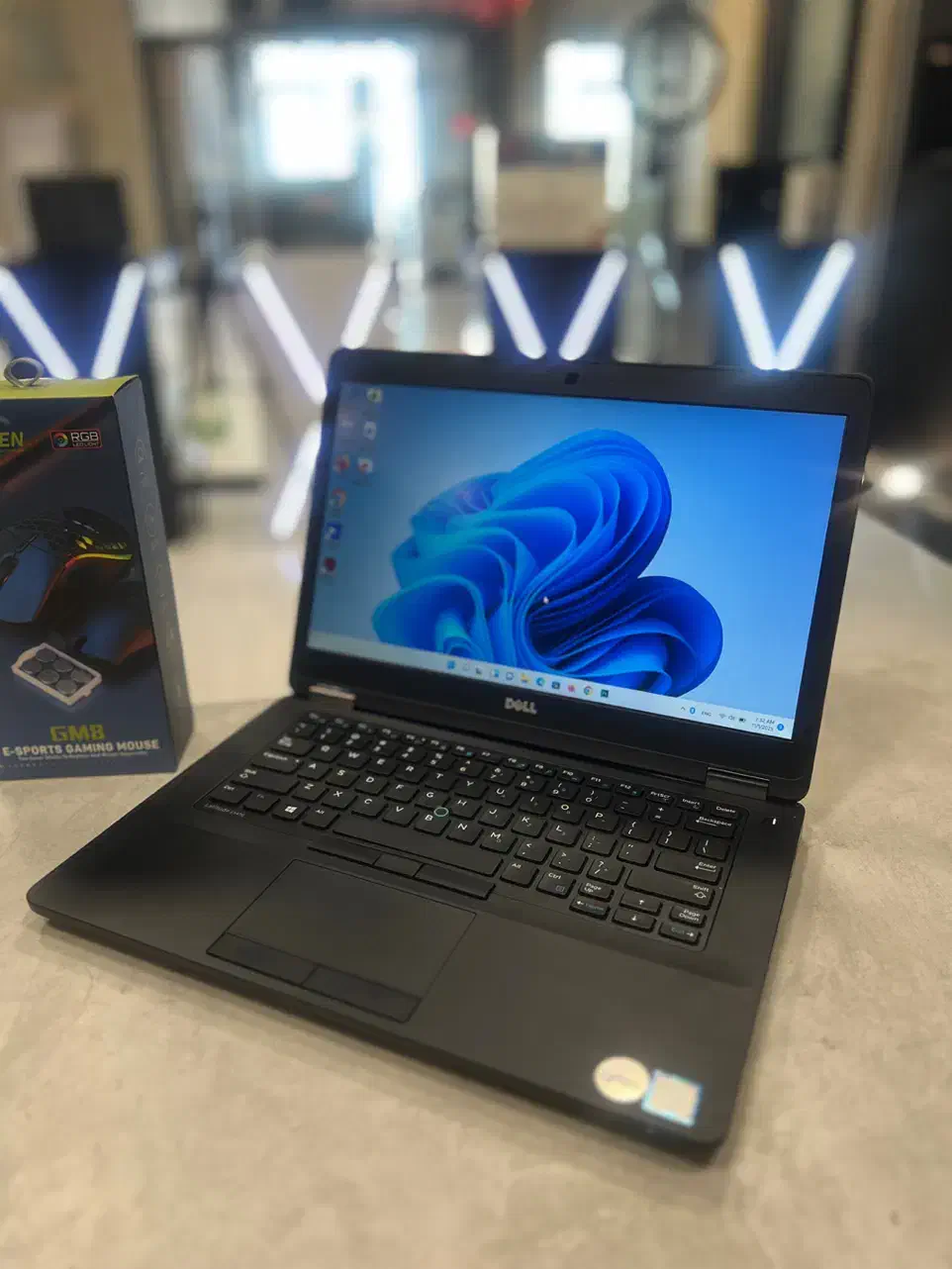 لپتاپDellباپردازنده قدرتمندHوگرافیک مجزاFirePro|رایانه همراه|گلبهار, شهر جدید گلبهار|دیوار