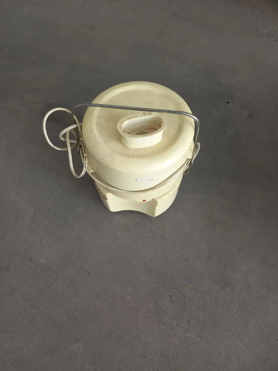 فروش وسایل برقی|آبمیوه‌گیر و آب‌مرکبات‌گیر|صدرا-فارس, فاز ۱|دیوار