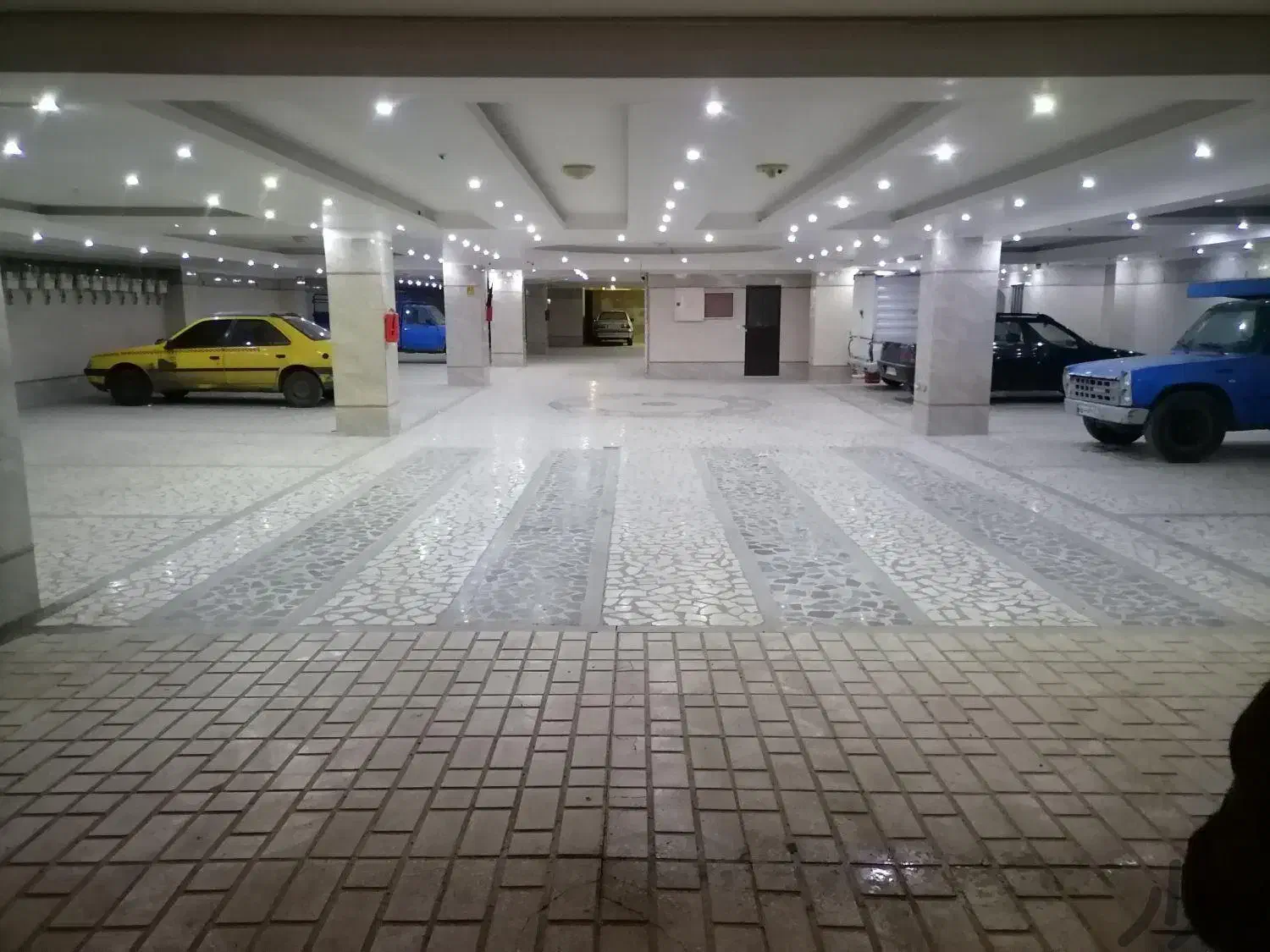 فقط ده روز فرصت طلایی خرید روازدست ندید سندار|فروش آپارتمان|کرج, کمال‌شهر|دیوار