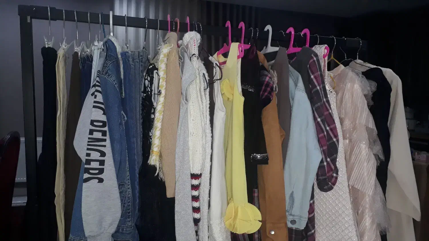 کفش وپوشاک|لباس|مشهد, چهارچشمه|دیوار