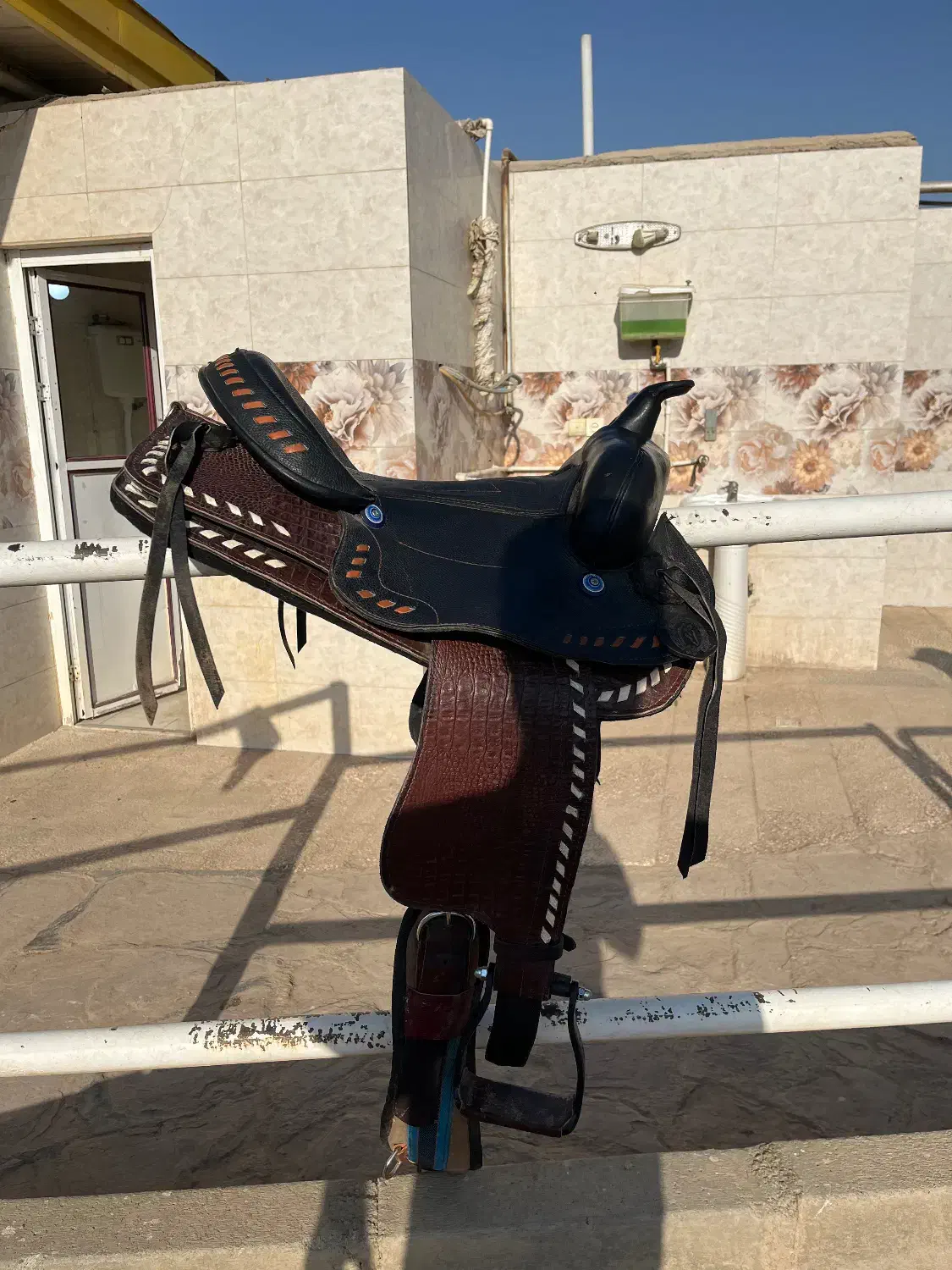 زین کابویی سالم|اسب و تجهیزات اسبسواری|شهریار, اسکمان|دیوار