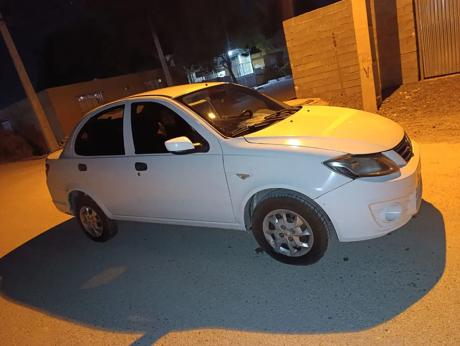 ساینا مدل ۹۸|خودرو سواری و وانت|امیدیه, |دیوار