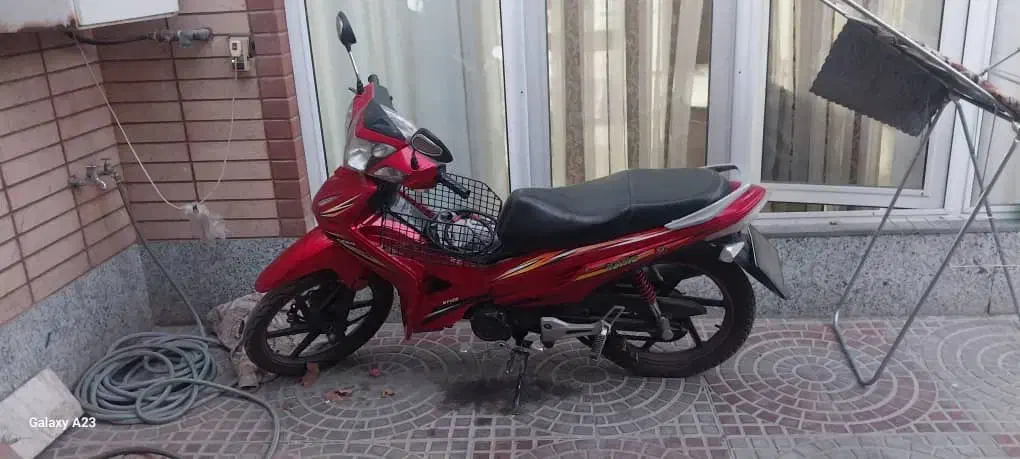 بی کلاج آشیل ۱۲۵|موتورسیکلت|اصفهان, بهارانچی|دیوار