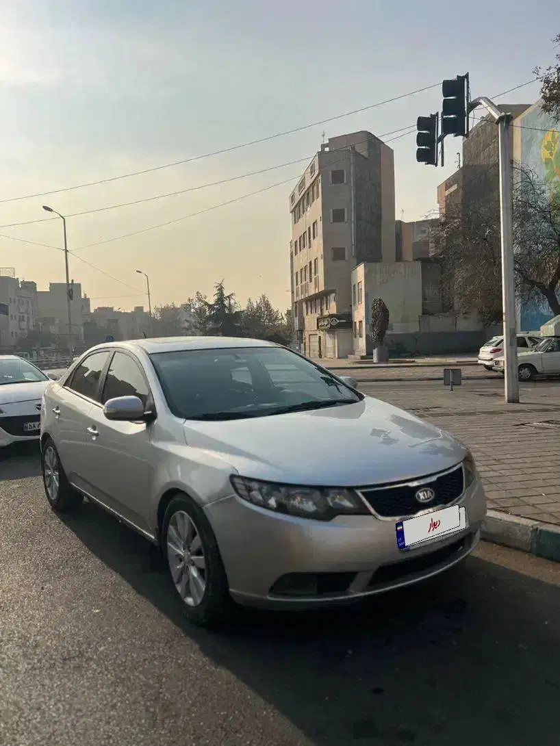 سراتو 2010 وارداتی فول ترین نسخه بسیار سالم|خودرو سواری و وانت|تهران, فردوس|دیوار