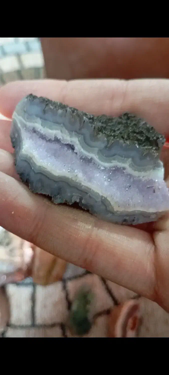 سنگ اماتیست|کلکسیون اشیاء عتیقه|تربتحیدریه, ترمینال|دیوار