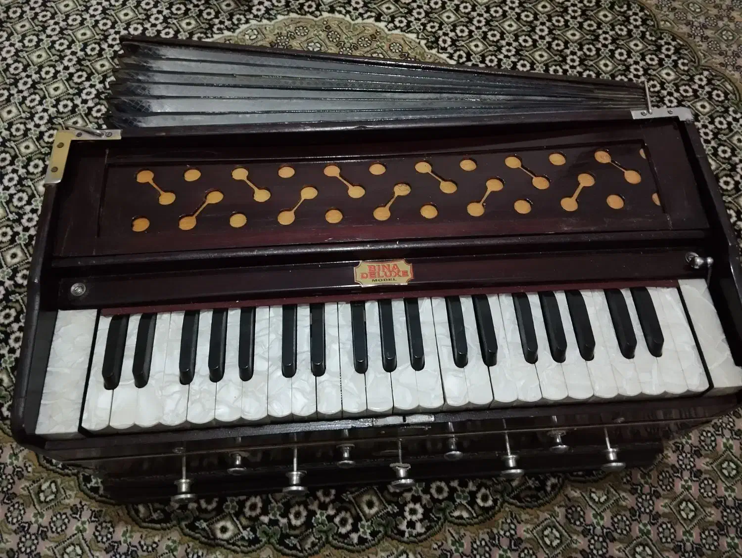 ارمنی بینا راست سور (جفت)|پیانو، کیبورد، آکاردئون|تایباد, |دیوار