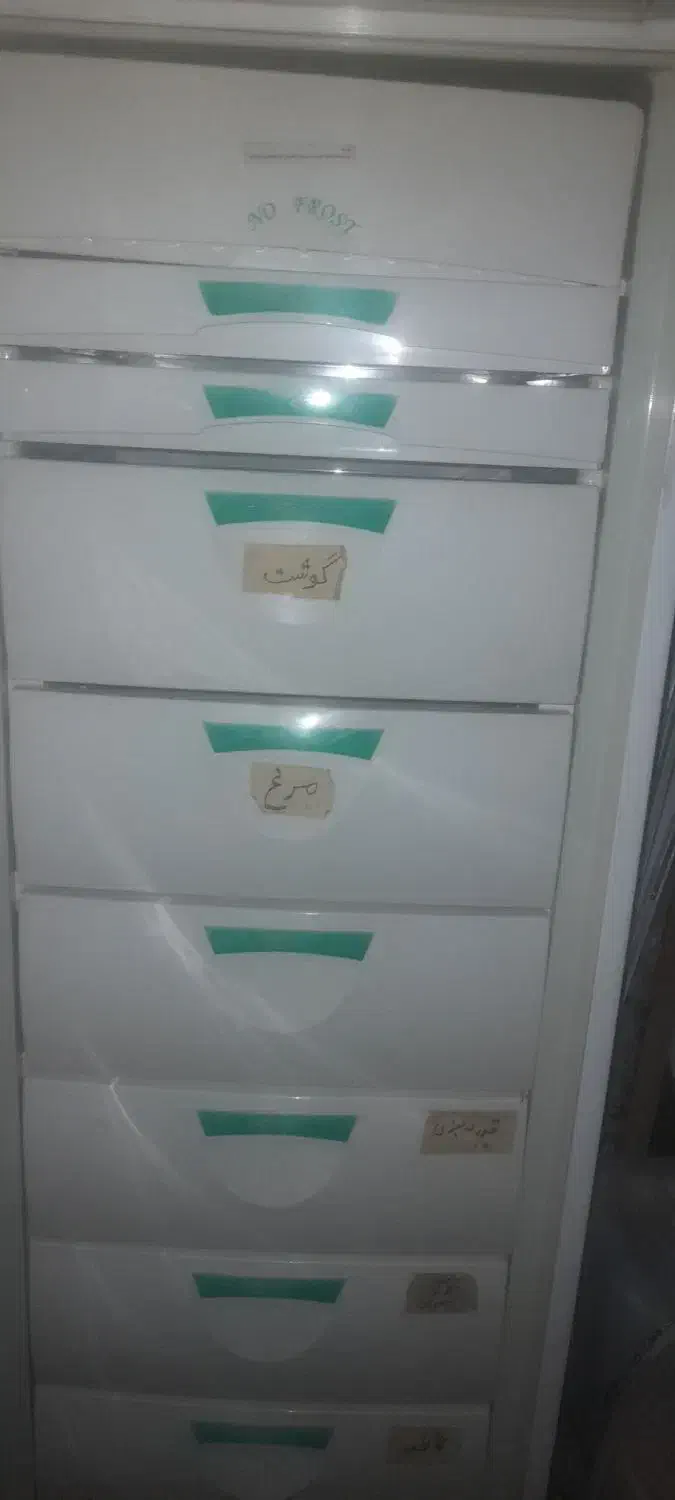 فریز ۱۳ فوت  بدون برفک مارک پارس خزر دست دوم سالم|یخچال و فریزر|طبس, |دیوار