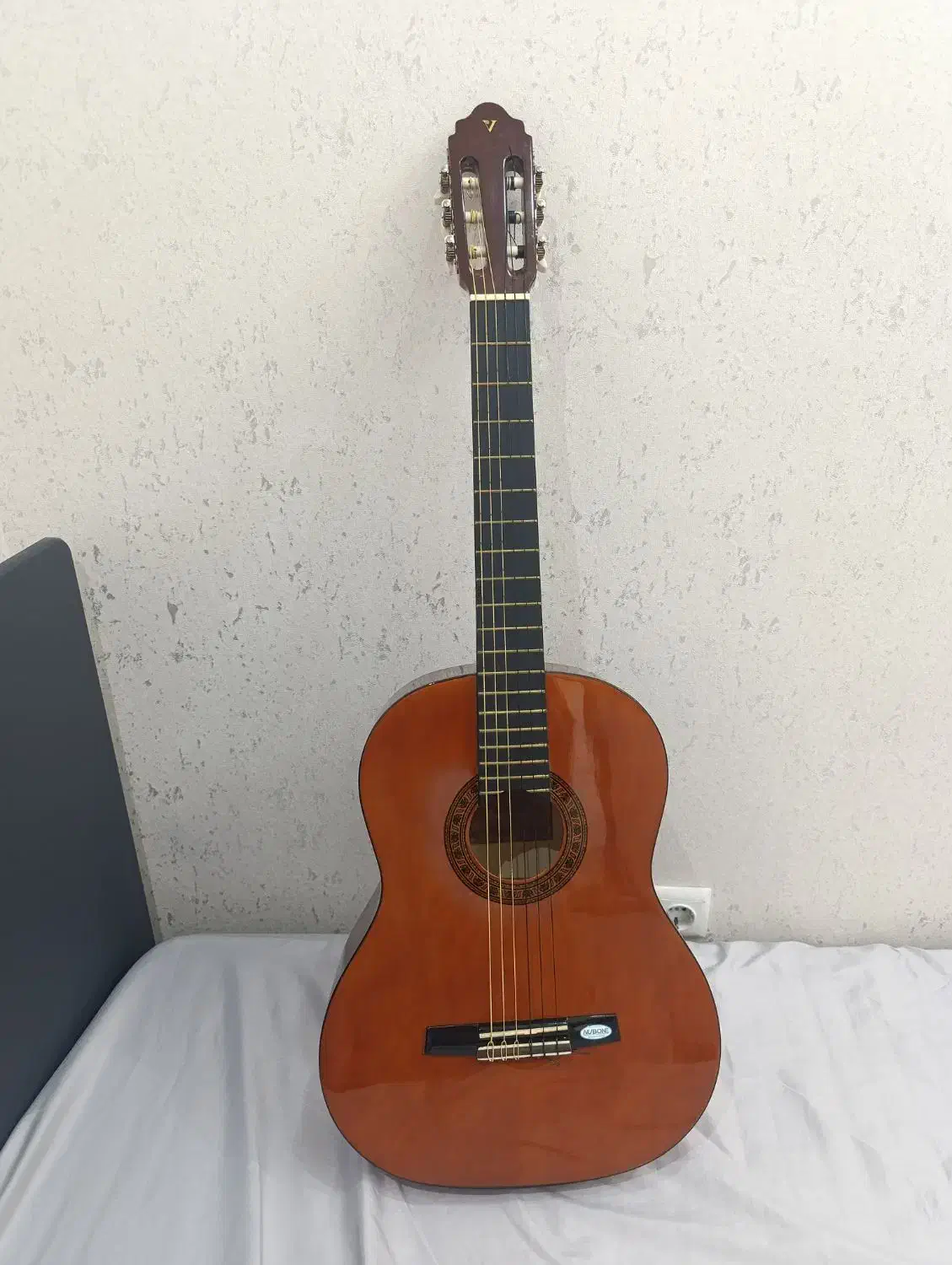 گیتار  والنسیا|گیتار، بیس، امپلیفایر|اندیشه, شهرک مریم|دیوار