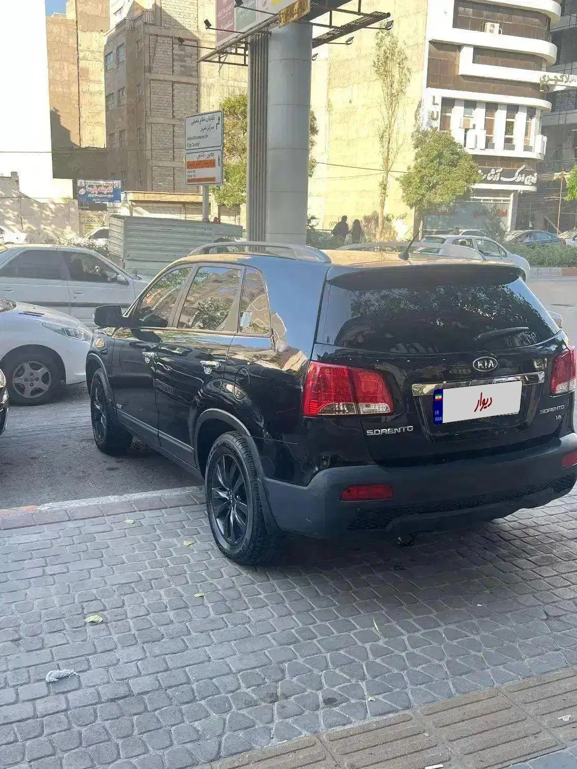 سورنتو کیا|خودرو سواری و وانت|تهران, دکتر هوشیار|دیوار
