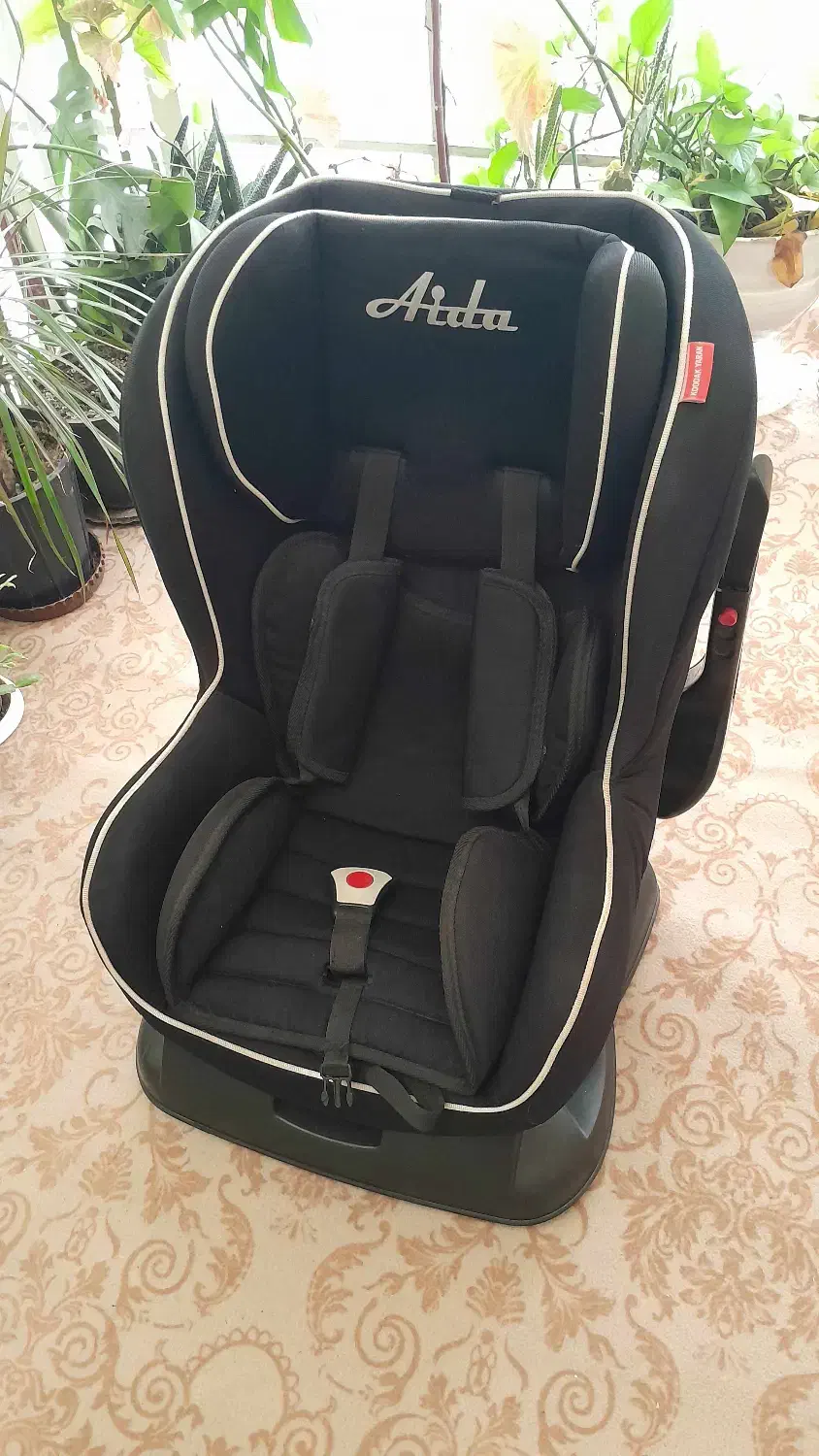 صندلی کودک خودرو|تخت و صندلی بچه|لاهیجان, کوی زمانی|دیوار