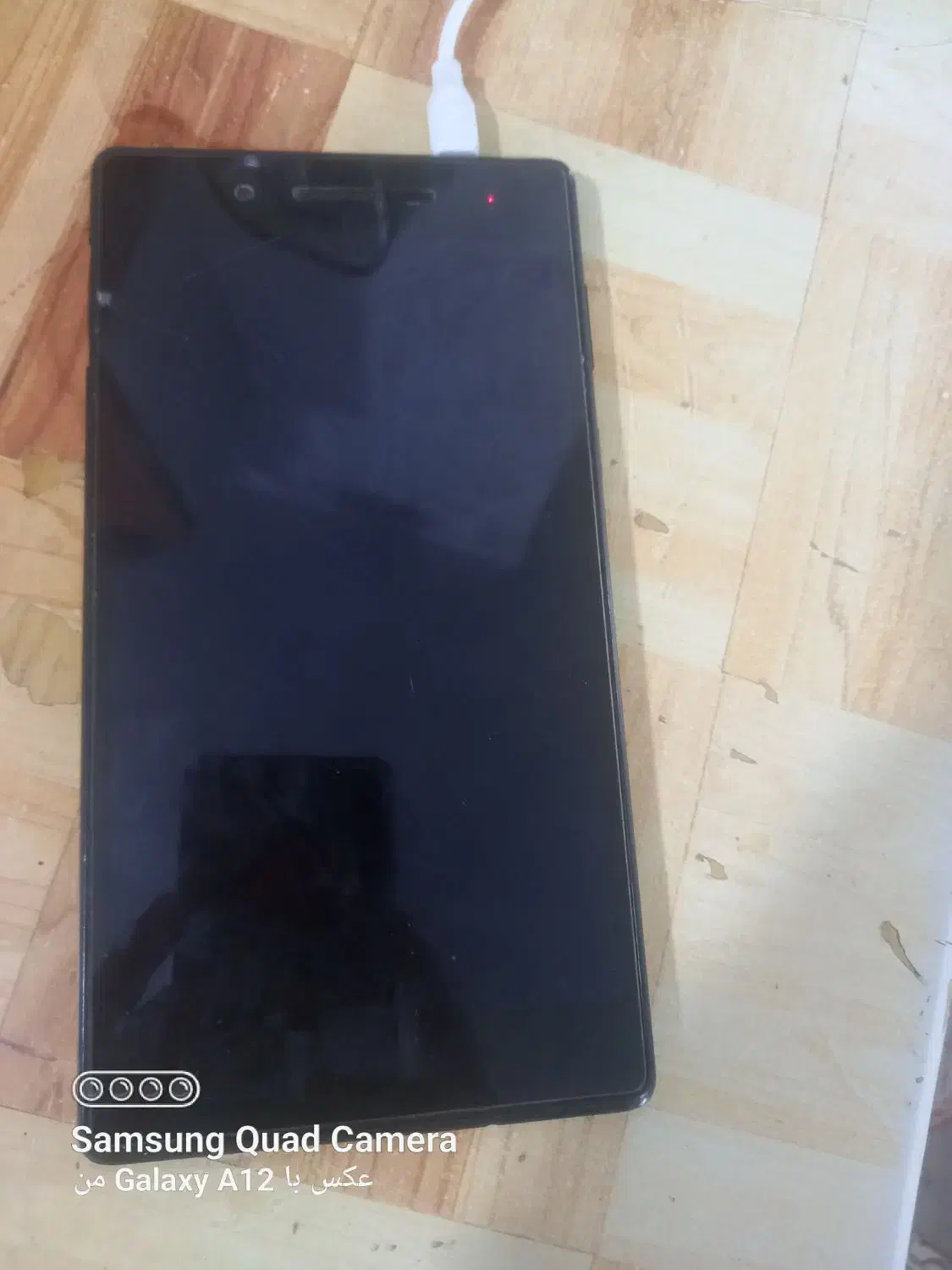 تبلت سالم|تبلت|مشهد, شهید قربانی|دیوار