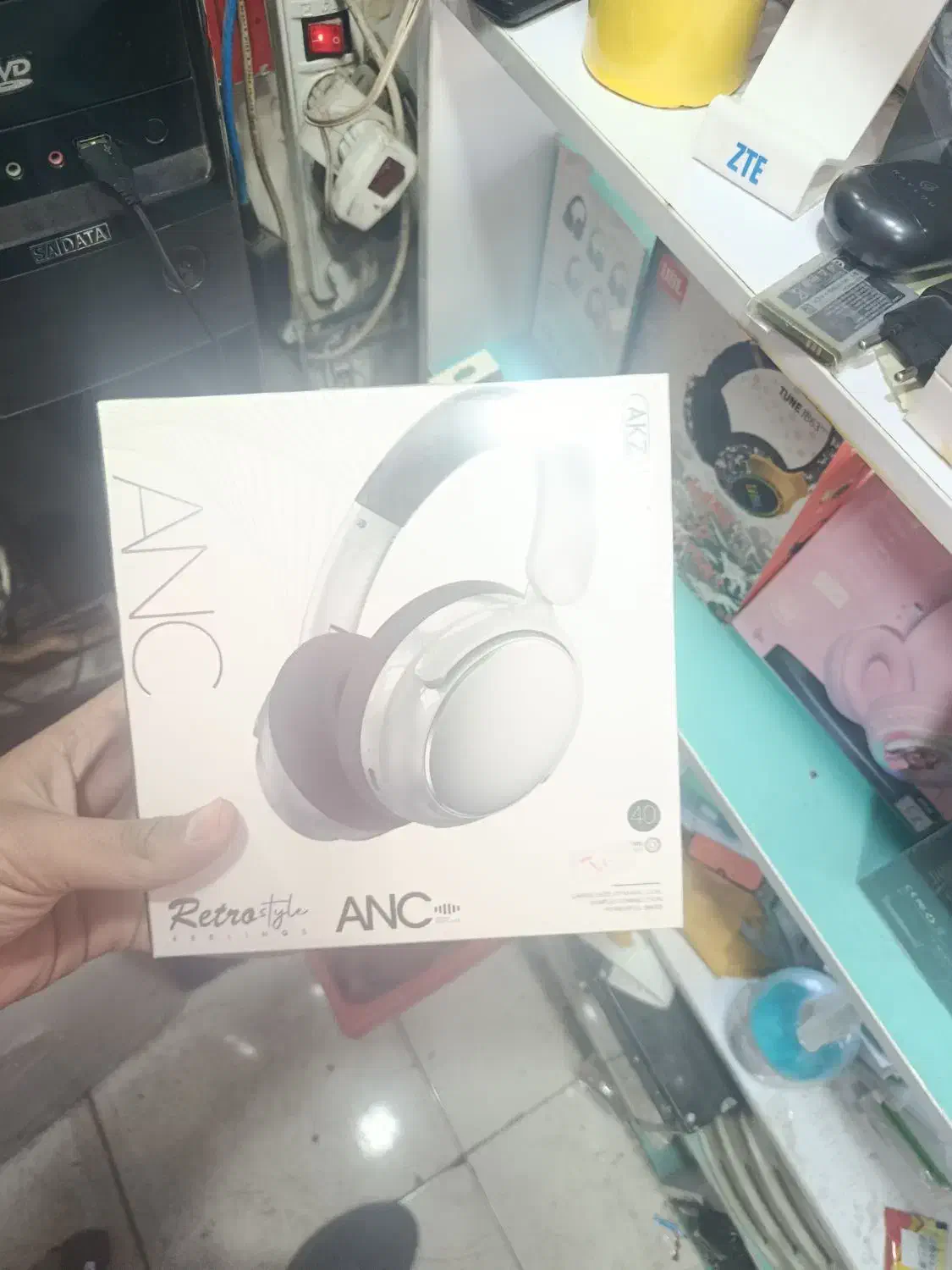 هدفون|پخشکننده همراه|شیراز, فخرآباد (دروازه کازرون)|دیوار