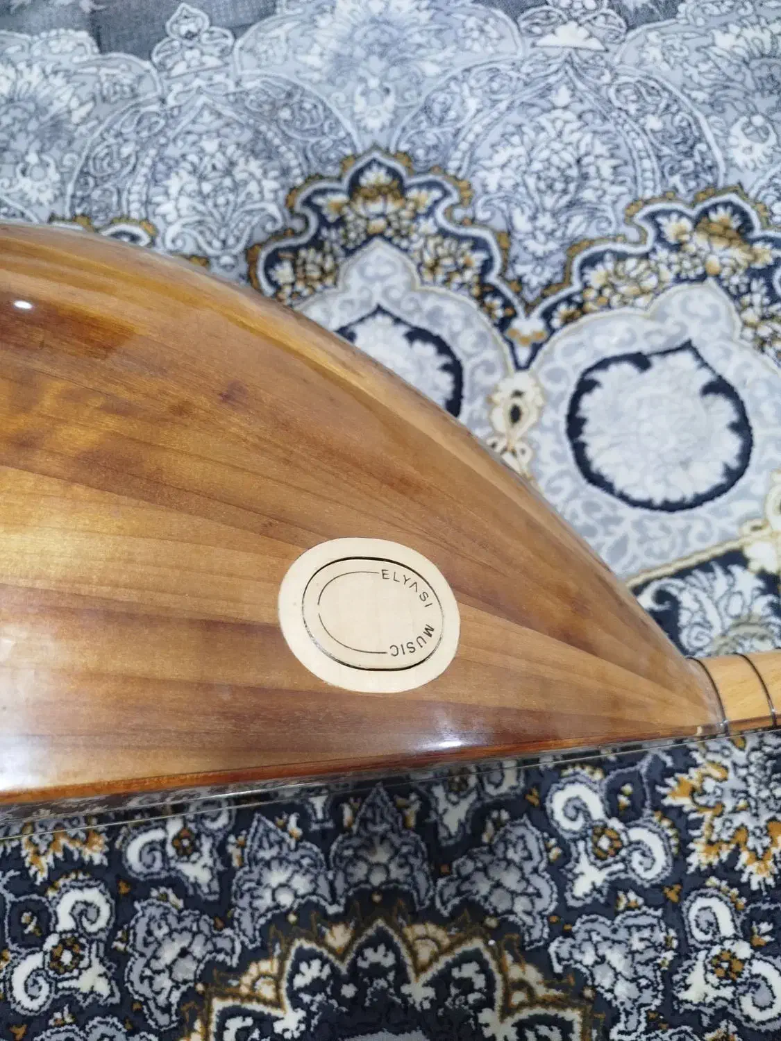 باغلاما الیاسی دو دریچه|سازهای سنتی|یاسوج, |دیوار