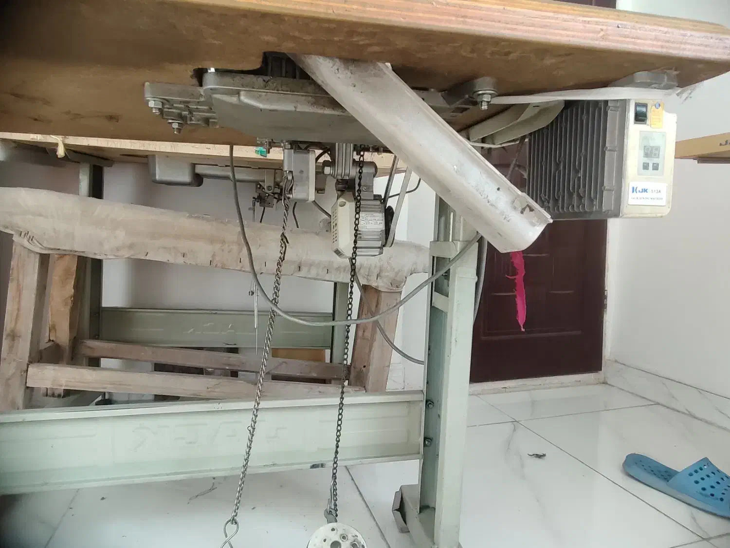 زیگزال،سردوز چهار نخ مگنتی|چرخ خیاطی و ریسندگی|قرچک, میرزائی جنوبی|دیوار