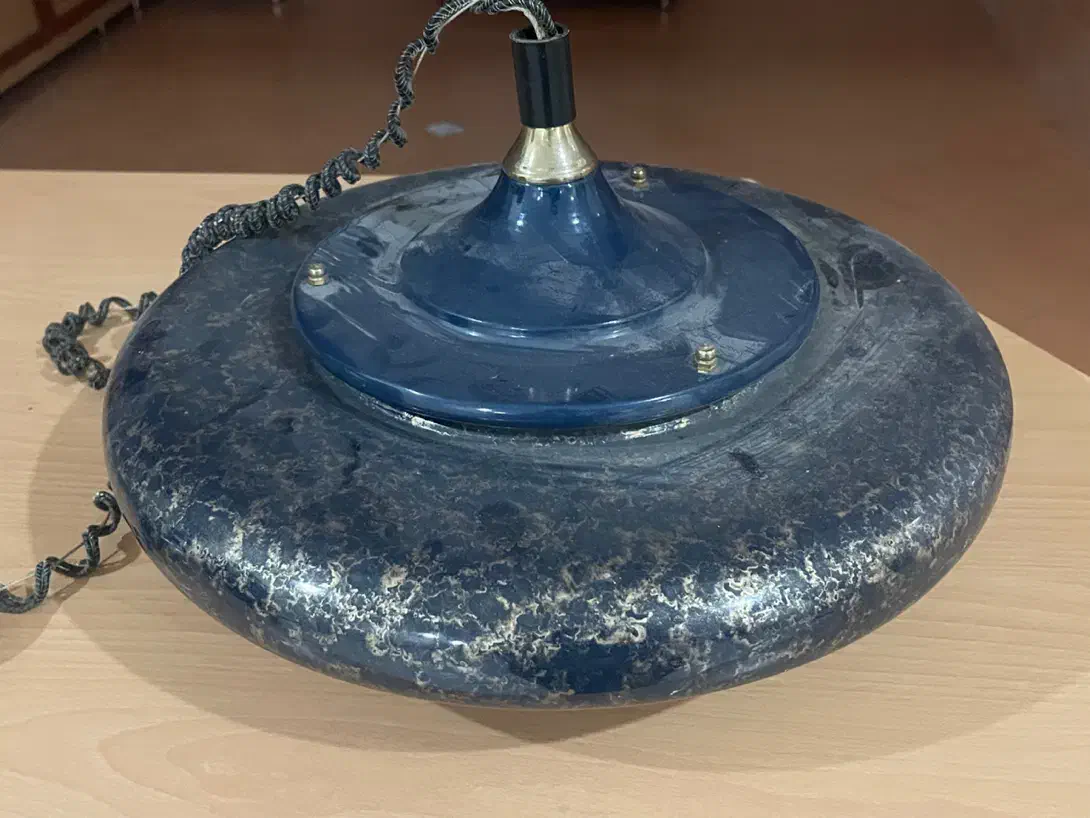 چراغ آویز بشقابی بزرگ|لوستر و چراغ آویز|یزد, |دیوار