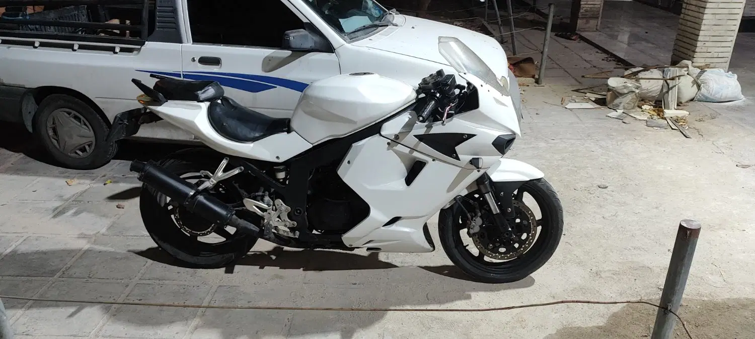 هیوسانگ gtr 250|موتورسیکلت|شیراز, زرگری|دیوار