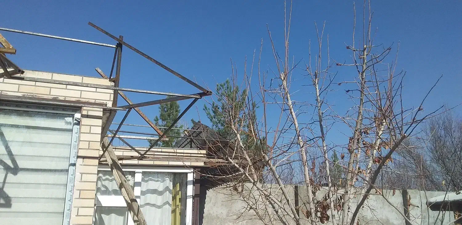 سقف سوله و شیروانی|خدمات پیشه و مهارت|خمینیشهر, |دیوار