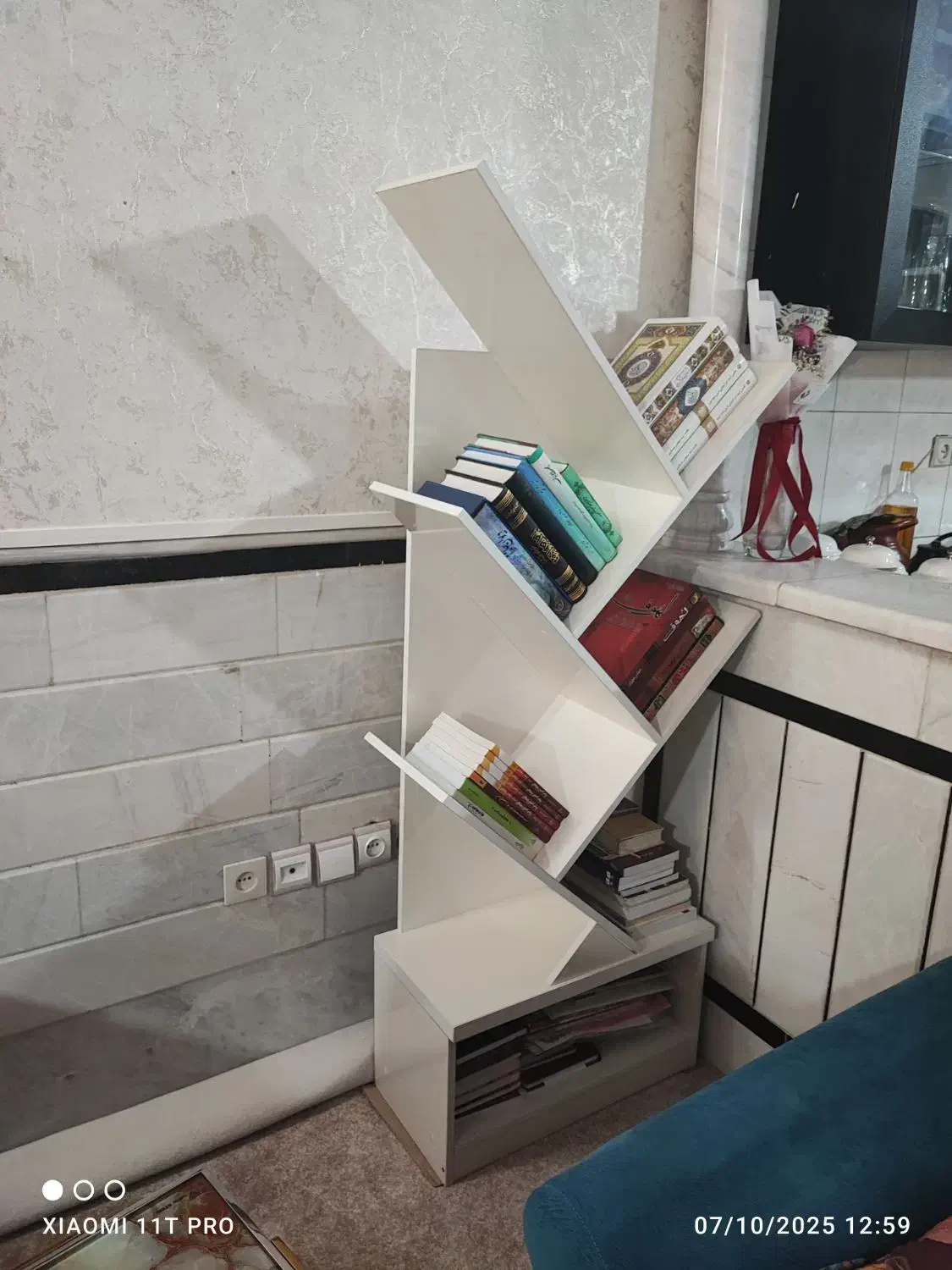 قفسه کتاب|کتابخانه، شلف، قفسه‌های دیواری|قم, شهرک قدس|دیوار