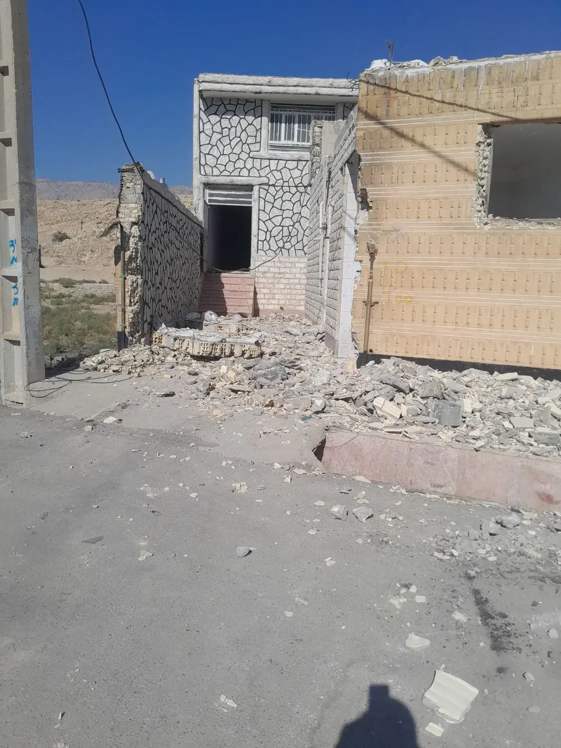 تخریب و دریل تخریب و گردبر و سنگ بر|خدمات پیشه و مهارت|دوگنبدان, |دیوار