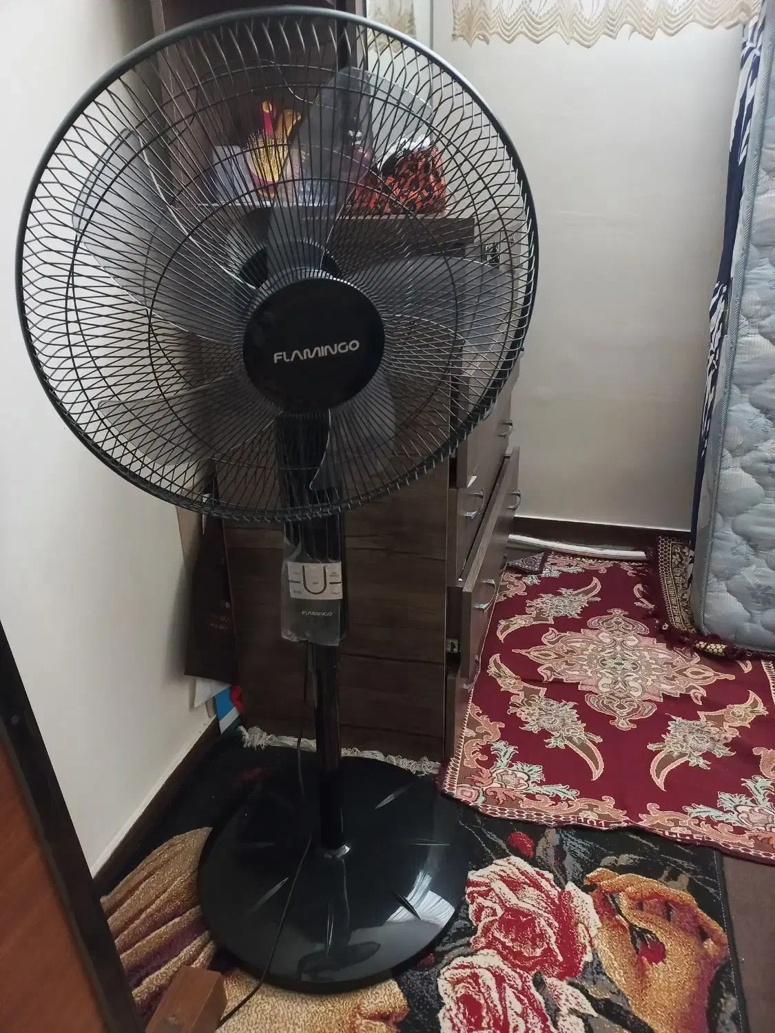 پنکه|پنکه و تصفیه‌کنندهٔ هوا|شاهین‌شهر, عطار|دیوار