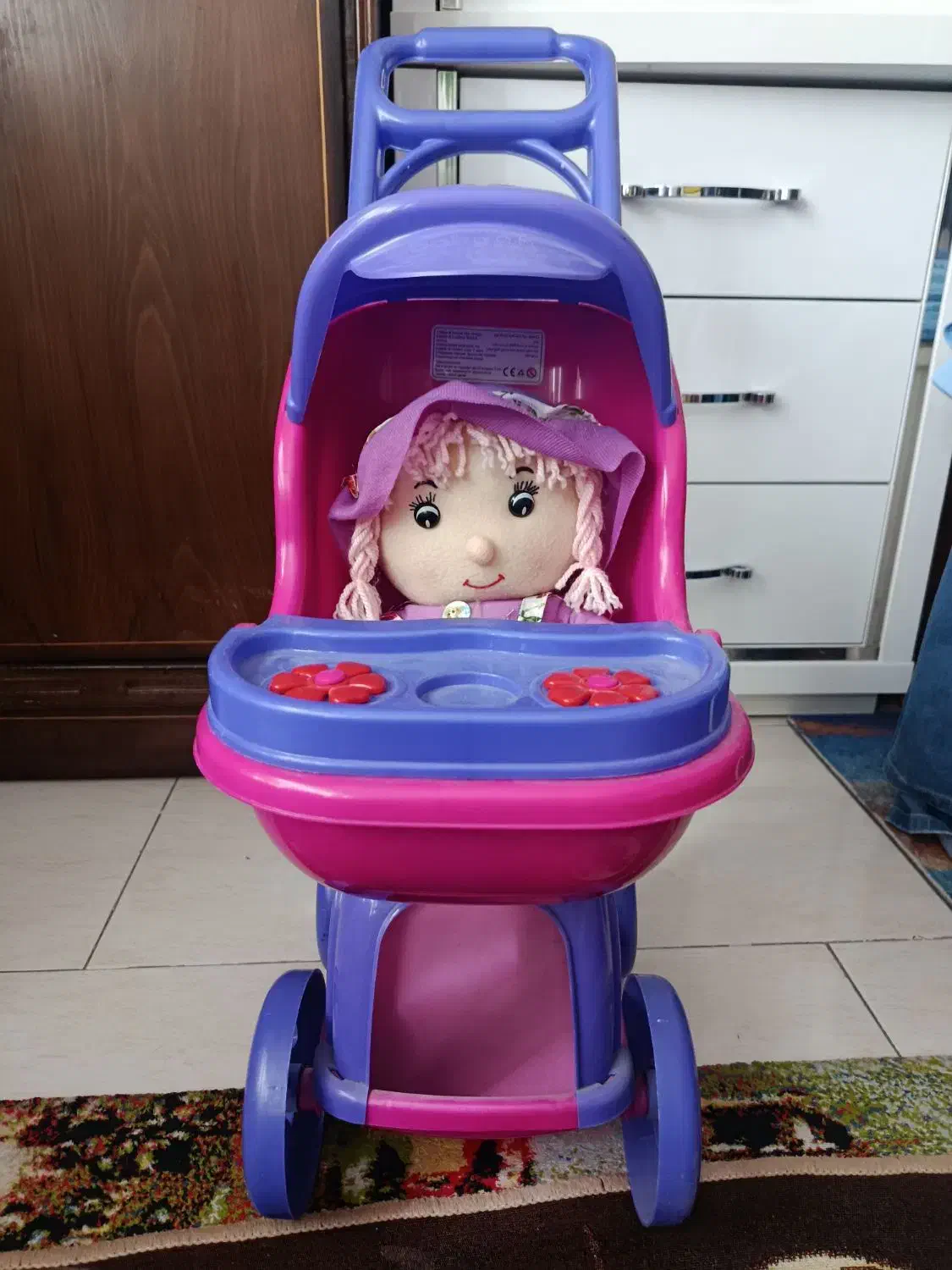 عروسک داخل کالسکه|اسباببازی بچه|تهران, حشمتیه|دیوار