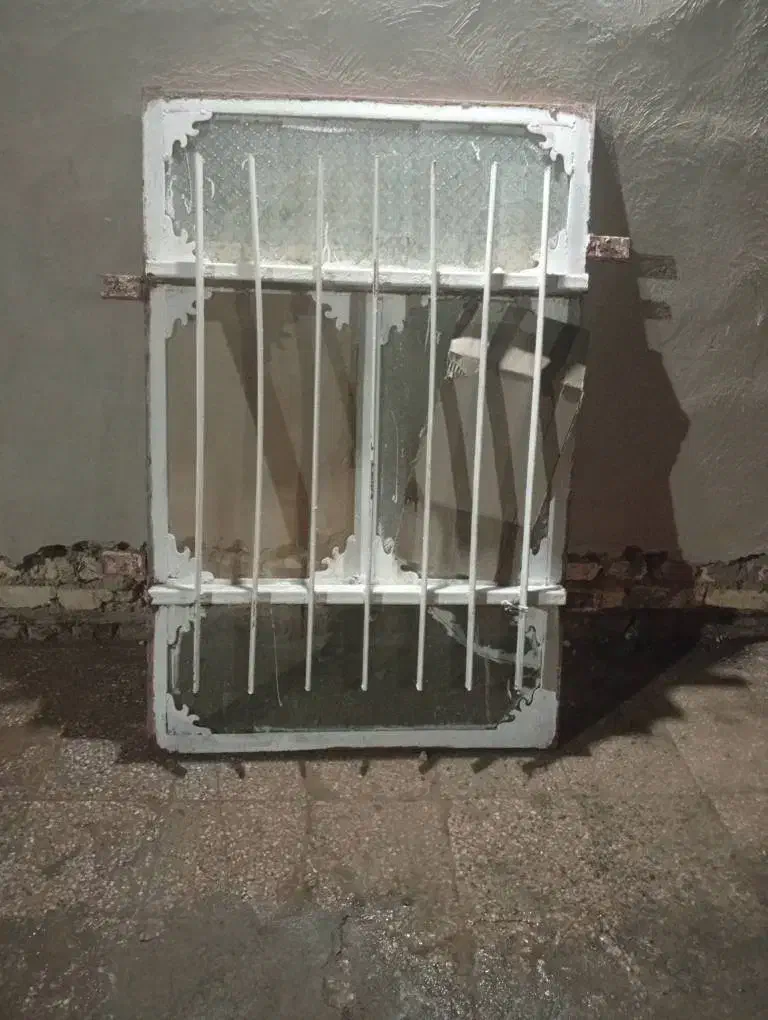 درب اهنی|مصالح و تجهیزات ساختمان|نیمروز, |دیوار